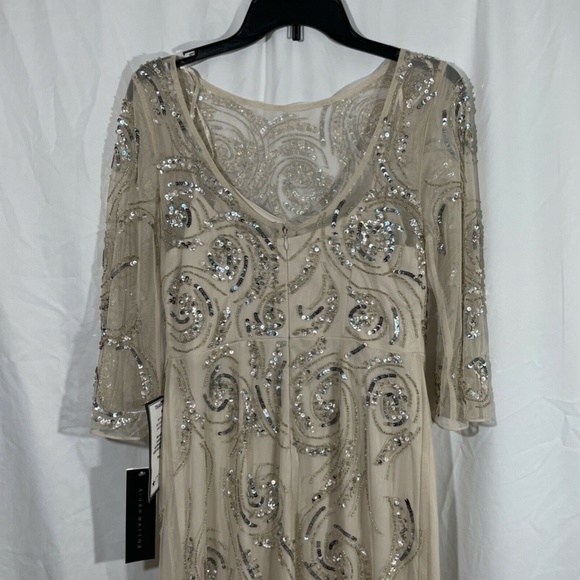 NWT‎ $495 Aidan Mattox 3/4 Sleeve Beaded Column Gown in Champagne [SZ 6 ] - Picture 12 of 16